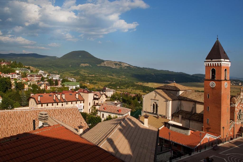 Hotel Garni La Rua Nel Bosco Rivisondoli Exterior foto