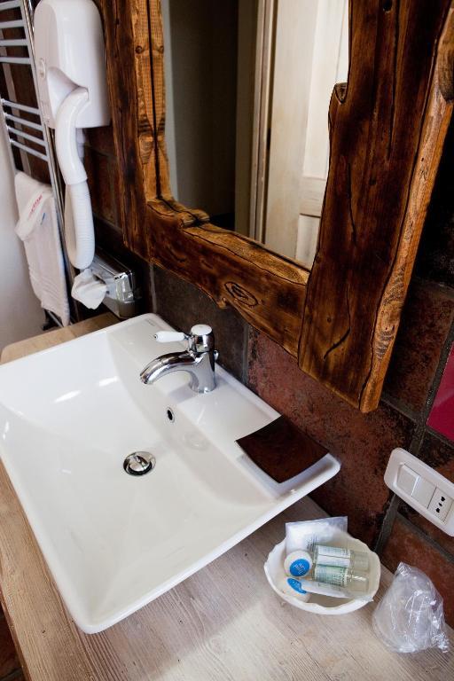 Hotel Garni La Rua Nel Bosco Rivisondoli Zimmer foto
